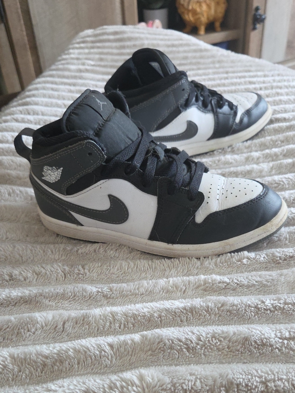 Nike Black and White Kids Mid-Top Sneakers